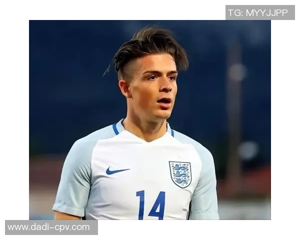 足球明星背头发型的魅力与风格解析让你也能成为场上的焦点